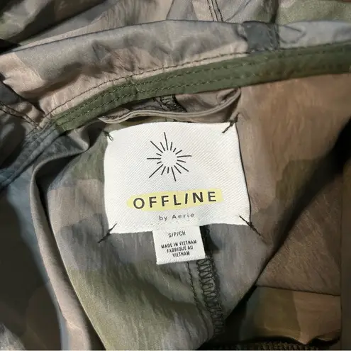 Aerie  Offline Camo Lightweight Windbreaker Jacket Size Small