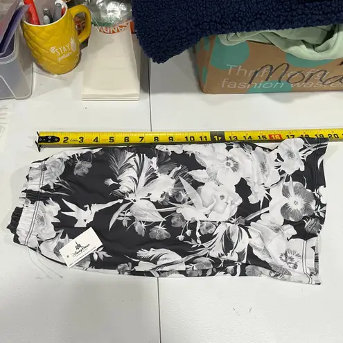 New Disney Parks Disney Boutique Black And White Floral Tinkerbell Skirt XS