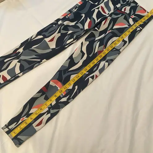 Sweaty Betty Sweaty Beaty Super Soft 7/8 Yoga Leggings Black Leaf Texture size small