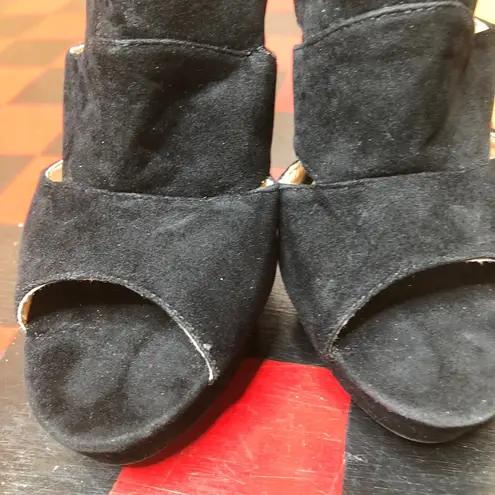 De Blossom Collection Size 8-1/2 6-inch Spike Heel