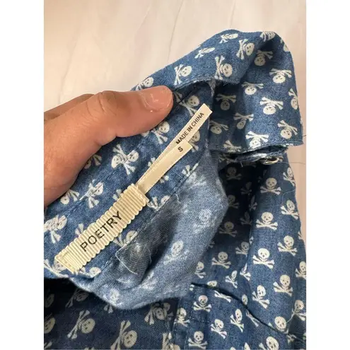 Poetry Skull Print Chambray Tie Front Crop Top Size SMALL