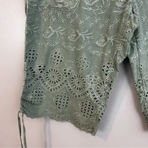 NWT Sundance Sage Green Eyelet Lace Bermuda Boho Shorts Tie Scallop Hem Size 10