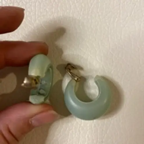 Vintage Green Hoop Clip