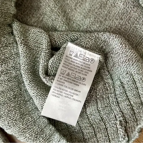 Candace Cameron Bure Ruffle