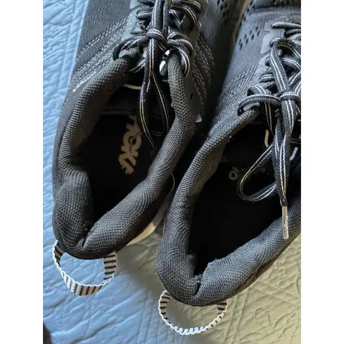 HOKA ONE ONE Clifton 6 Women's Sz 8.5 Black Athletic Running Shoes 1102873 BWHT