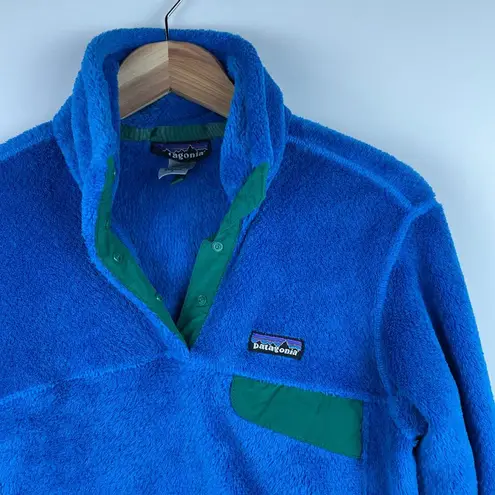 Patagonia  Pull Over Fleece Blue w/ Green Accents  - Women’s Small