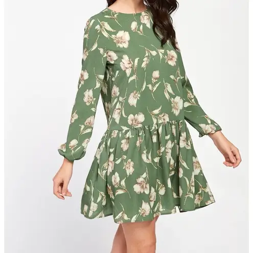 ✨HP✨Flower Print Lantern Sleeve Drop Waist Dress✨ Green Size XS