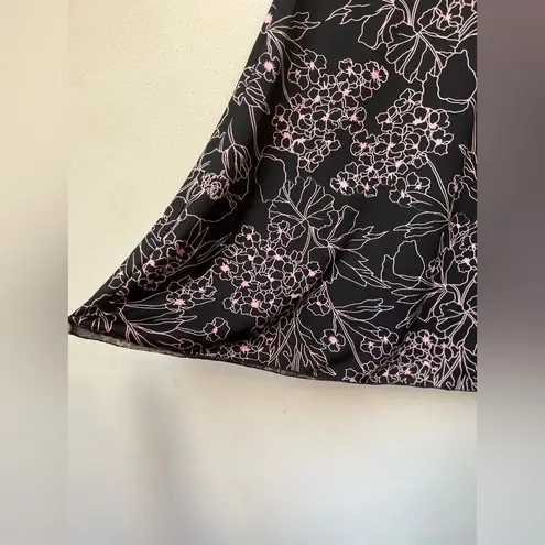 Love Me Kiss Me Vintage Y2K Stetchy Pink Floral Mini Skirt Medium Black