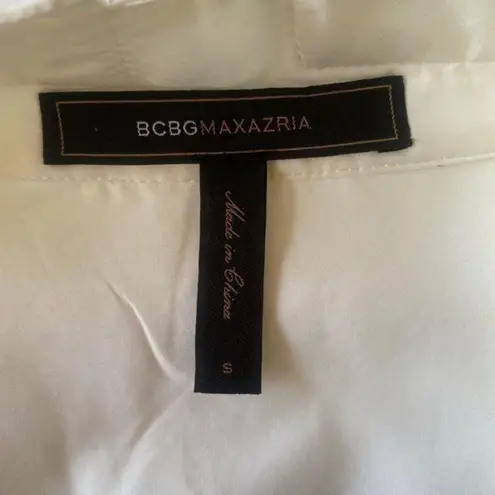 BCBGMAXAZRIA BCBG SZ S white button down shirt 