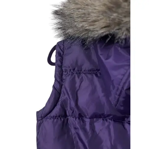 NWOT Women's Small Purple Puffer Vest Faux Fur Hooded Ski Resort Chalet Hiking