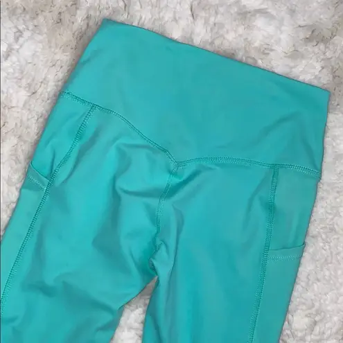 Zenana Outfitters NWOT Mint Leggings