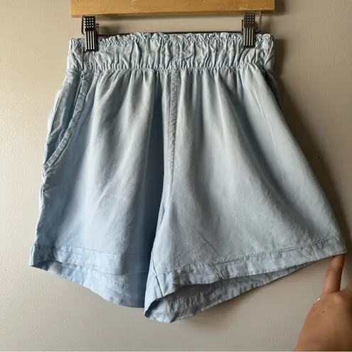 Altar'd State Altar’d State Light Wash Blue Smocked Elastic High Waist Coastal Shorts Size XS