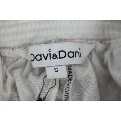 Davi & Dani ladies  pants size S