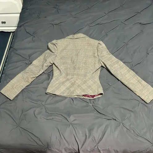 Atmosphere Beautiful plaid blazer/ suit jacket