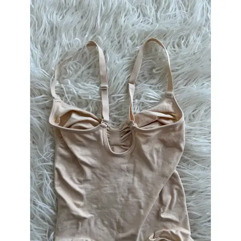 SKIMS Seamless Sculpt Thong Bodysuit Sand Size Large