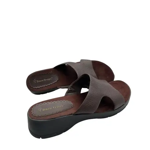 Baretraps Size 10 Relaxed Fit Stylish Brown Slip-On Sandals Womens