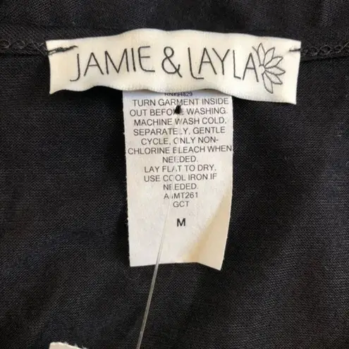 New Women’s JAMIE & LAYLA GRAPHIC T