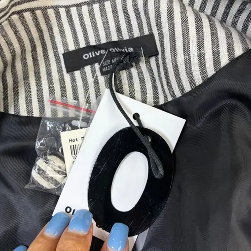 NWT Olive + Olivia Striped Linen Blend Blazer Jacket