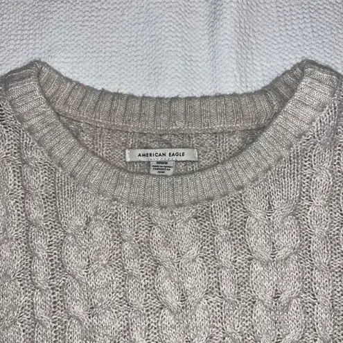 American Eagle Outfitters Sweater