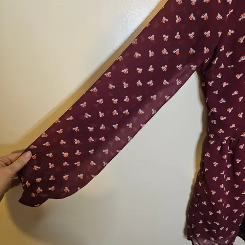 Abercrombie & Fitch Abercrombi  & Fitch Floral Flower Romper V Cut Long Sleeve Size 2 Long Sleeve - Image 4