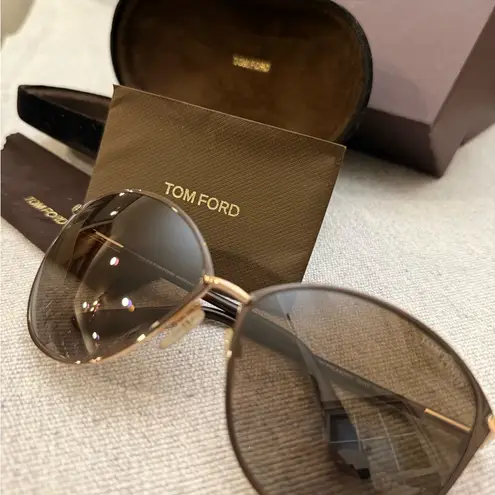 Tom Ford Penelope Sunglasses in Luxe Brown - trending color! 🤎🐻🤎