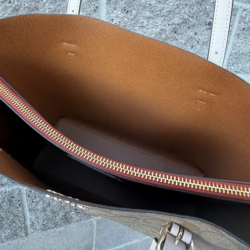 coach Mollie Tote Bag In Signature Canvas 1665