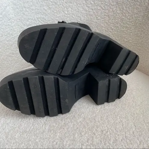 Rouge Helium Black Platform Boots 10 40