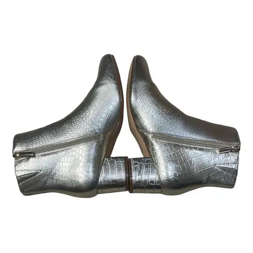 Comfortview Sidney Gold Bootie Boot Faux Croc Side Zip Size 8.5W