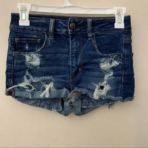 American Eagle  Hi Rise Shortie Lace Peekaboo Pockets Distressed