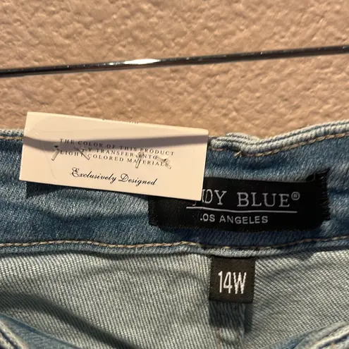 New Mid Rise Star Pocket Boyfriend Judy Blue Jeans 14W NWT