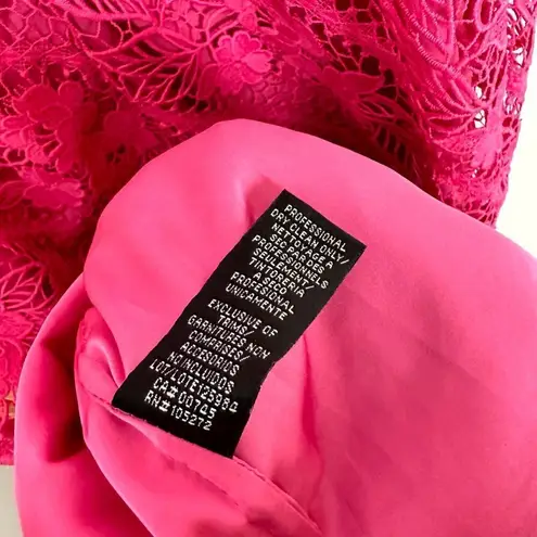 Monique Lhuillier Floral Guipure Lace Sheath Dress in Pink Size 2