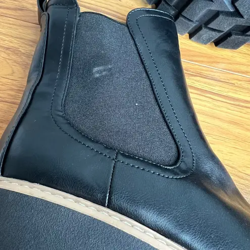 Dolce Vida Tobias Chelsea Boot Womens Size 10 Chunky Lug Sole Pull On Black NEW Black