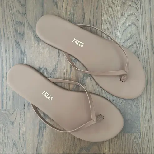 Tkees Women's Foundations Lily Nudes Flip Flops in Beach Bum Size 9 US 40 EU