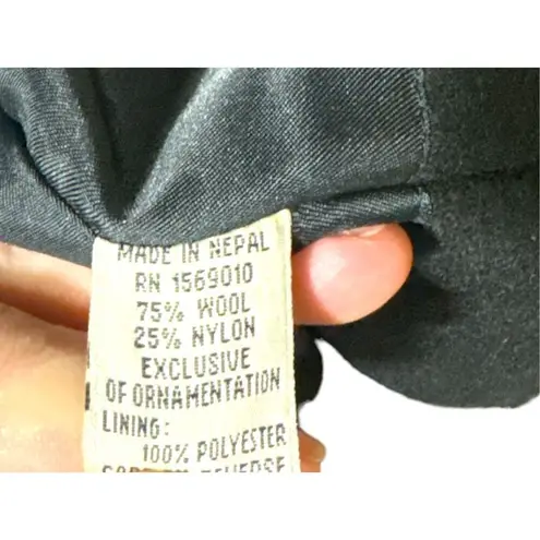 Vintage YakMagik Womens Wool Embroidered Patchwork Elephant Stitched Blazer sz S Black