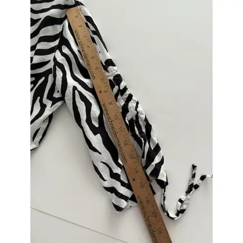 John Mark Zebra Tunic Size M Black White Oversized Lagenlook Wired Collar Size M