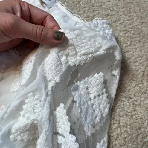 Shyanne Embroidered Lace Top Square Neck 3/4 Bell Sleeve Blouse Women's Size XS