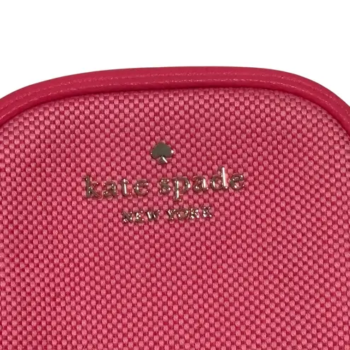 Kate Spade  Rosie North South Zip Phone Crossbody pebbled leather stripe strap