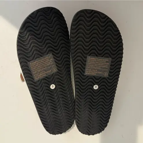 Top Moda Comfort Luca White Sandals Double Strap Slide Sandals Gold Buckles 9