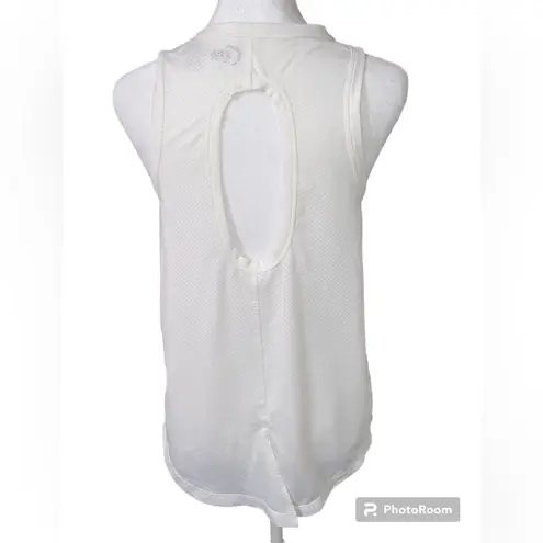 Zyia  Active White Top Size S