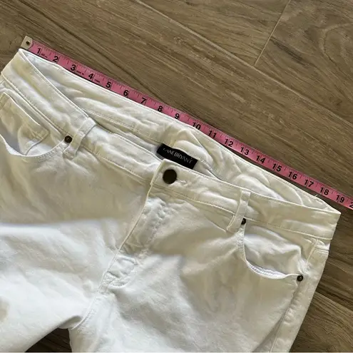 Lane Bryant  white cropped jeans size 18