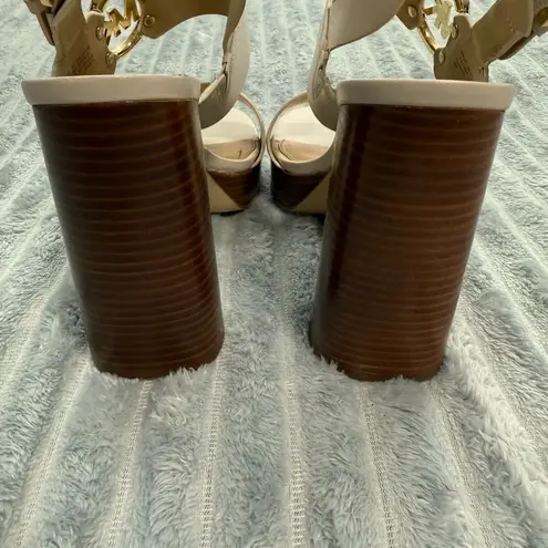 Michael Kors  Shoes Womens 9 Ivory Leather Retro Platform Sandal Adjustable SG21L