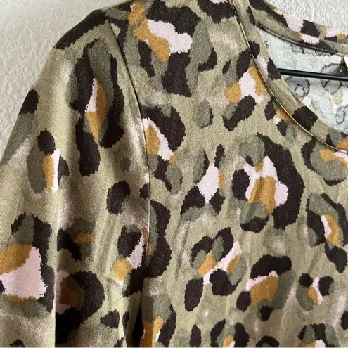 LOGO By Lori Goldstein Cheetah Leopard Contrast Top Blouse Shirt US Medium