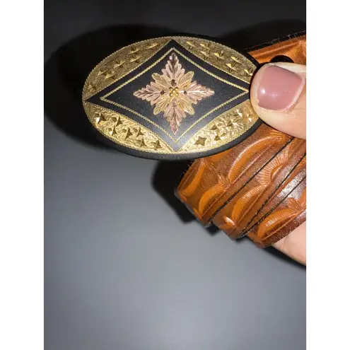 Black Hills Gold Lazy K 10K Gold Trim Oval Belt Buckle Flower Pattern Tan Belt - Image 2