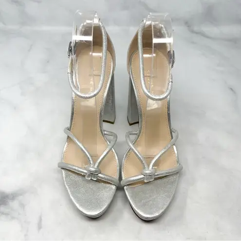 NEW Pelle Moda Gilian Metallic Leather Platform Flared Block Heel Sandals Glam 9 Silver