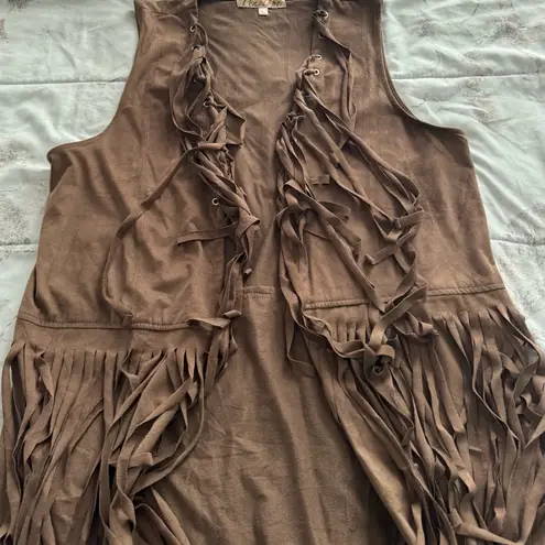 Penelope Brown vegan suede Fringe tassel Sleeveless Vest cardigan, size L boho Size L