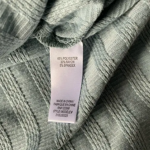 Status by Chennault Oversized Light Mint Green V