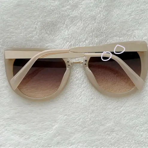 Target Stylish Nude Pink Rose Gold Metal Accent Sunnies Sunglasses Tan