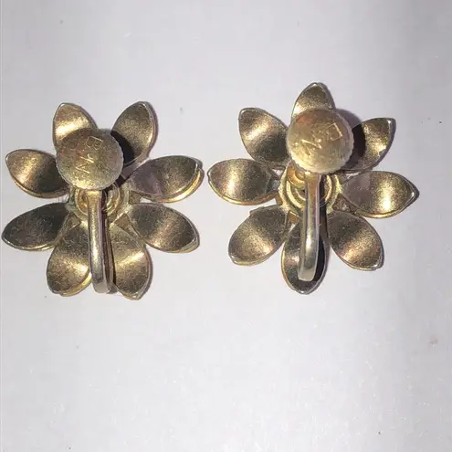 Bugbee & Niles Elegant Vintage Floral Earrings with Blue Accents Gold