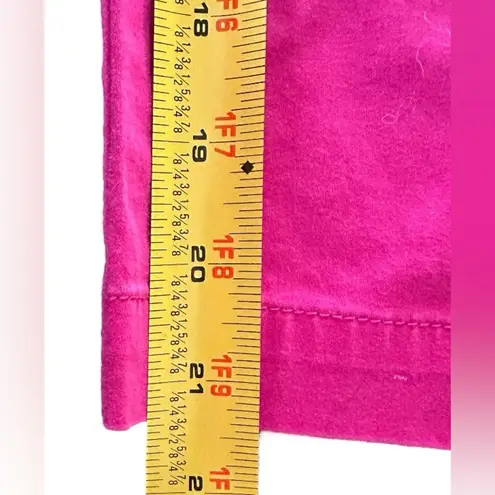 JM Collection Women's Pink Cropped Pants w Gold Button Detail. Size 14