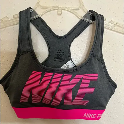 Nike  Pro